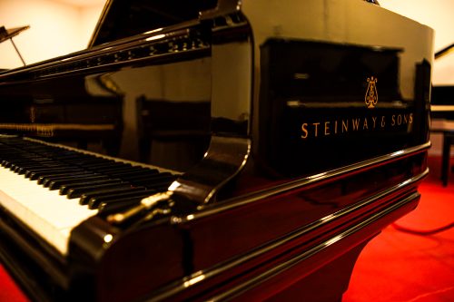 Piano cola Steinway & Sons