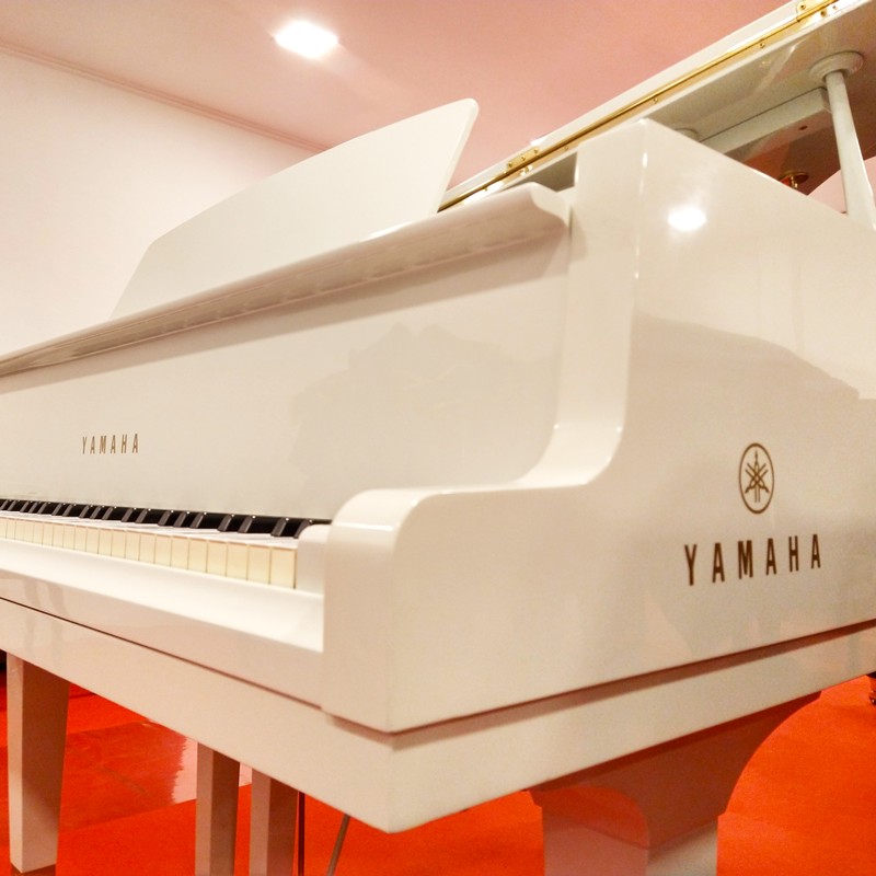 VENTA DE PIANOS - PIANO DE COLA YAMAHA