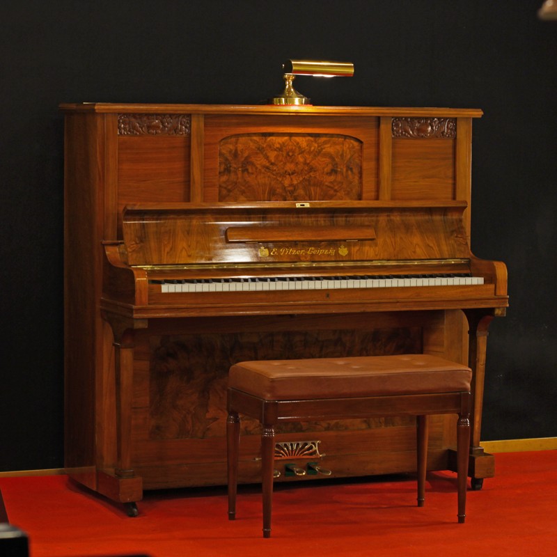 VENTA DE PIANOS - PIANO PITZER